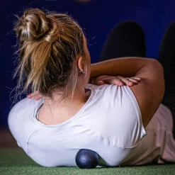 Balle De Massage Pour Une Meilleure Mobilité / Lacrosse Ball Ø 6.5cm Noir -Équipement De Natation Boutique balle de massage pour une meilleure mobilite lacrosse ball o 65cm noir 1