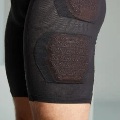 Rockrider Sous Short De Protection Vélo VTT All-mountain Enduro FEEL D_HIP D3O® -Équipement De Natation Boutique sous short de protection velo vtt all mountain enduro feel d hip d3o 4